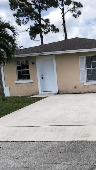Primary Photo - 4119 Ponza Pl