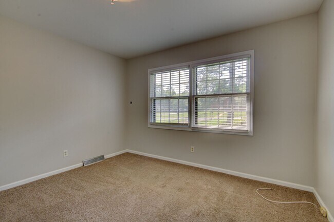 Building Photo - COMING SOON! Your Dream Home Awaits! Gorge...