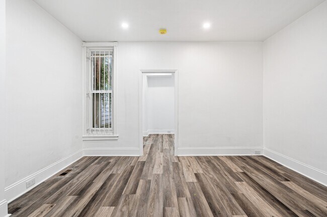 Building Photo - 150 N Redfield St