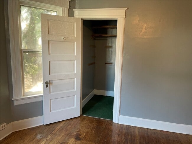 Building Photo - 639 Chenango St