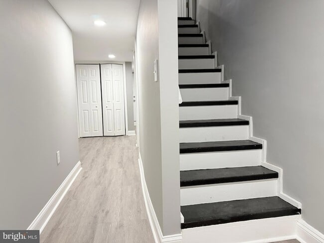 Building Photo - 5115 Pembridge Ave