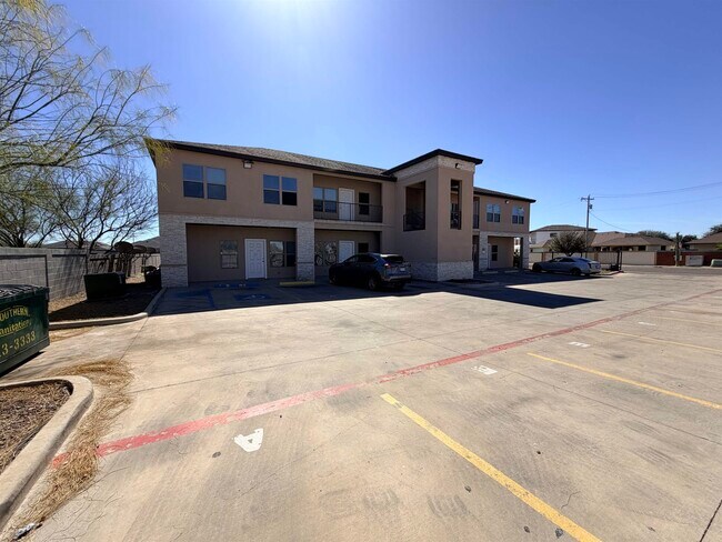 Building Photo - 5601 Cuenca Dr
