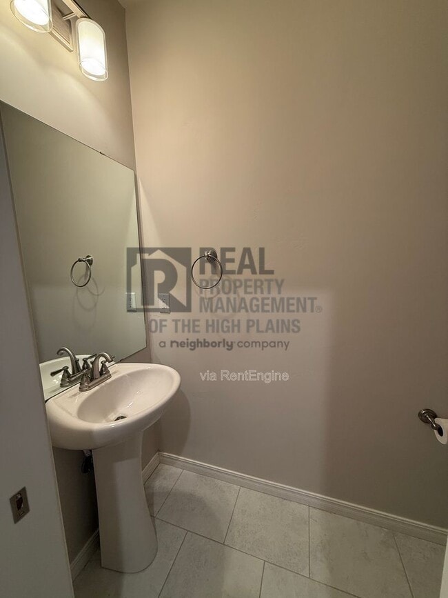 Building Photo - 1426 Fume Blvd