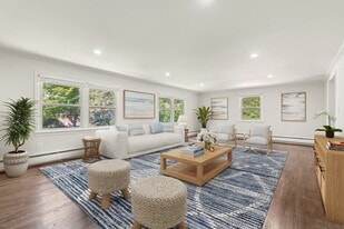 Building Photo - 48 Meyer Pl