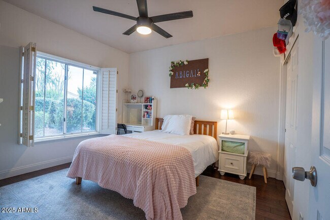 Building Photo - 4649 E Acoma Dr