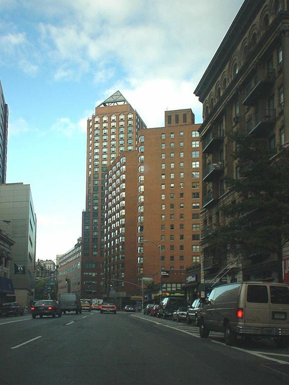 Building Photo - 145 Fourth Avenue