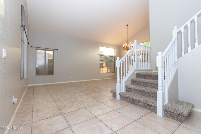 Building Photo - 2388 S Sycamore Pl