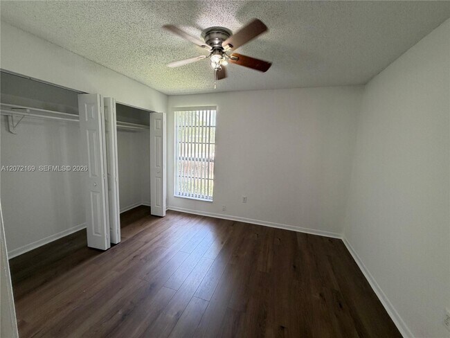 Building Photo - 11101 Royal Palm Blvd