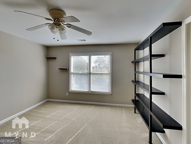 Building Photo - 12515 Magnolia Cir