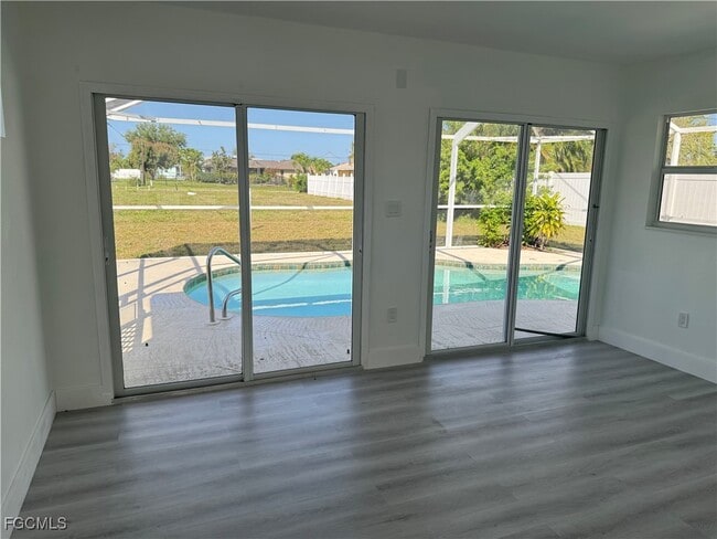 Building Photo - 1806 SE 15th Pl