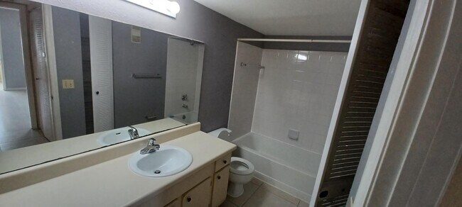 Building Photo - 1401 Village Blvd