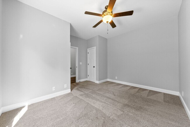 Building Photo - 1506 Redrock Ct