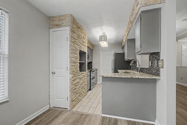 Building Photo - 1850 Newman Ln