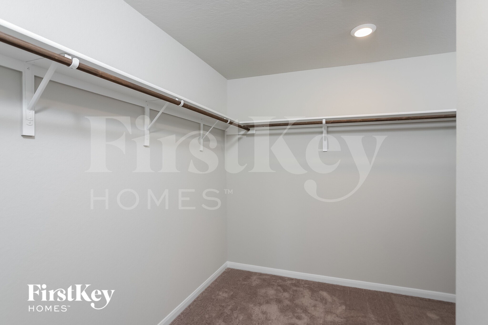 Building Photo - 9158 Landa Falls