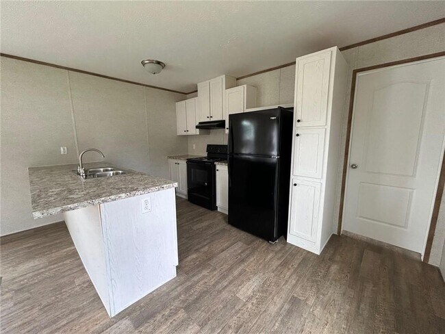 Building Photo - 9310 Scott Dairy Loop Rd S