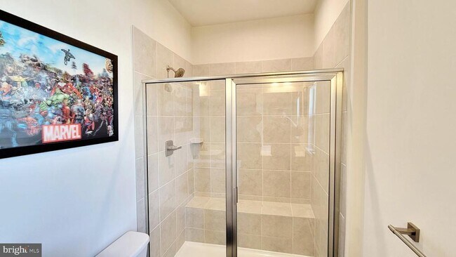 Building Photo - 8667 Shady Pines Dr