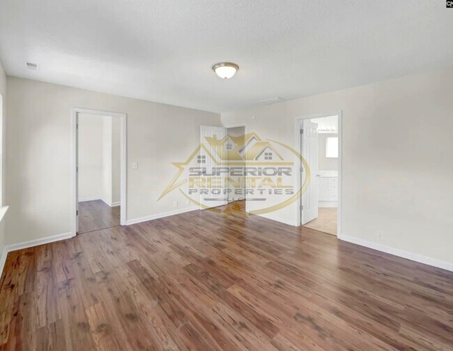Building Photo - 124 Pickwick Dr