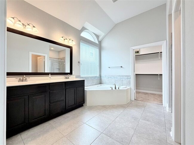 Building Photo - 19508 Stanton Drew