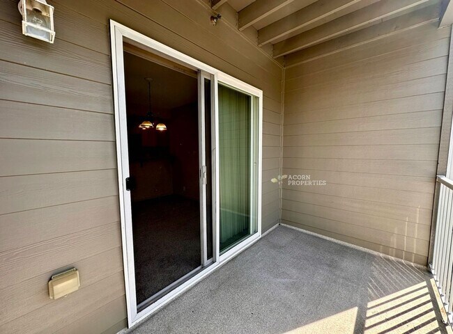 Building Photo - 1670 SW Mulberry Pl