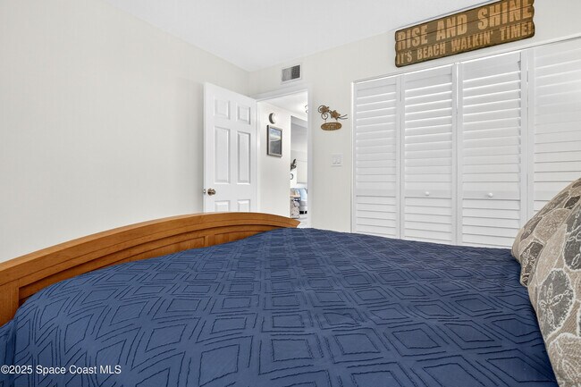 Building Photo - 383 N Atlantic Ave