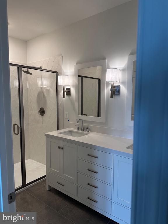 Building Photo - 117 E Cromwell St