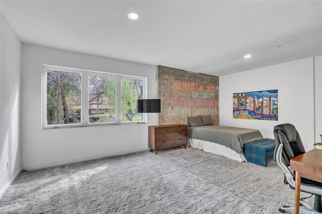 Building Photo - 107 Blue Ridge Trail