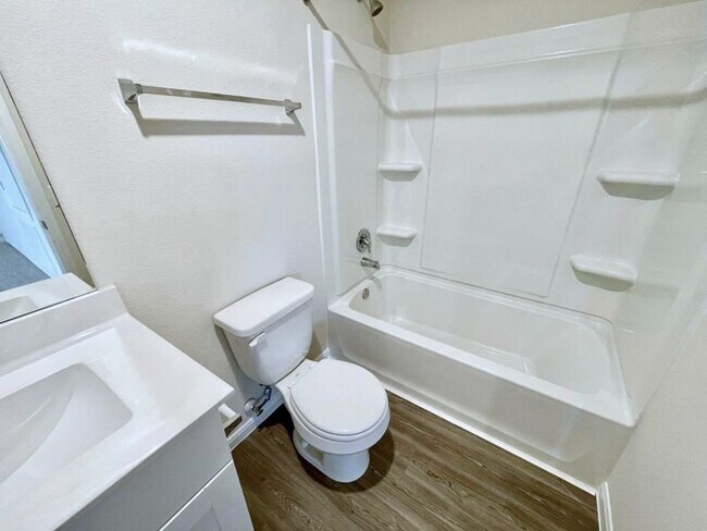 Building Photo - 16103 Kingfield Haven Dr