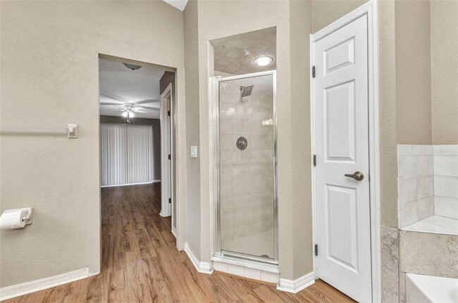 Building Photo - 23399 McCandless Ave