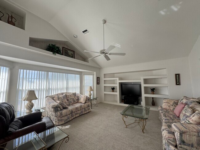 Building Photo - 137 Sportsman Rd