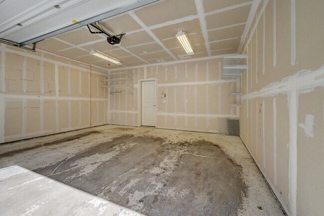 Building Photo - $2,750 - 2 Bed, 2.5 Bath Condo in Centenni...