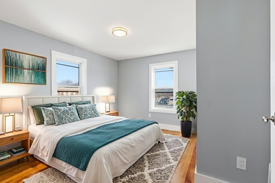 Building Photo - 5 Atwood Ave