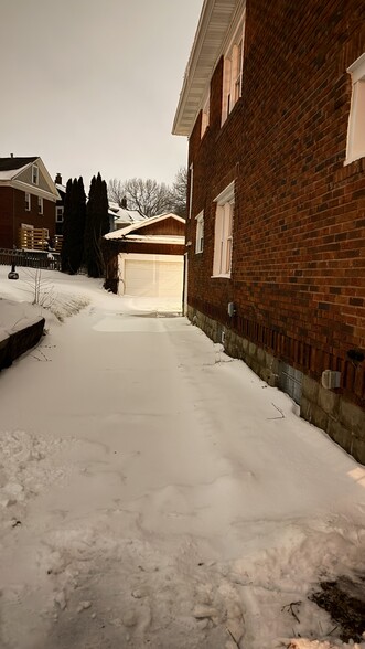 Building Photo - 3612 Holland St