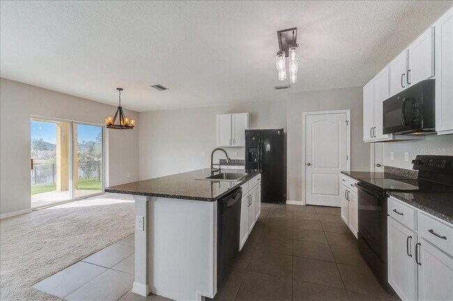 Building Photo - 4838 San Palermo Dr