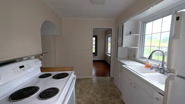 Building Photo - Charming Home in the Heart of OMP Wine Country