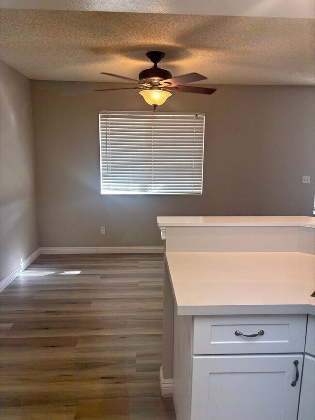 Building Photo - 26219 Corona Dr