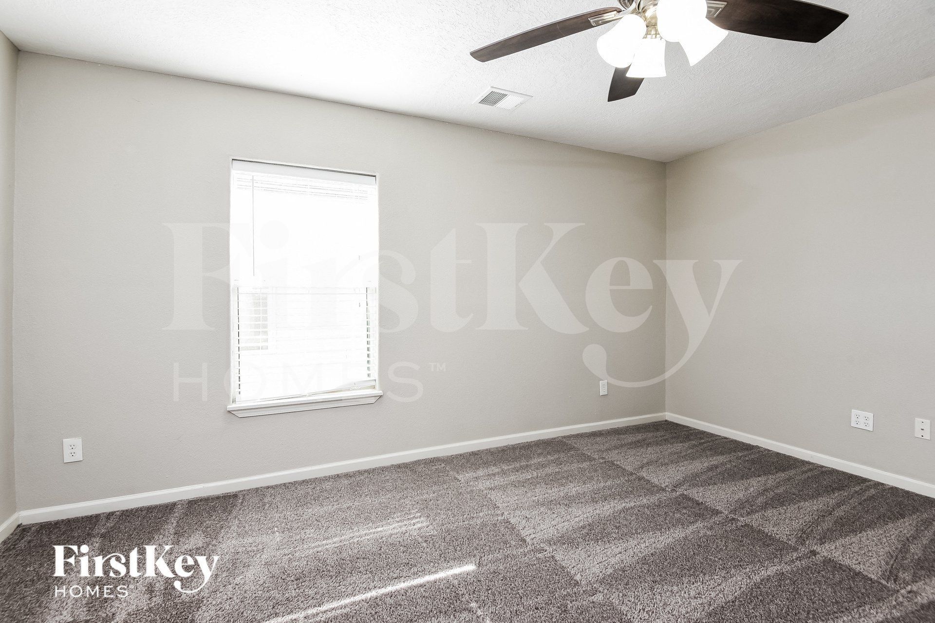 Building Photo - 8207 Sugar Cane Dr