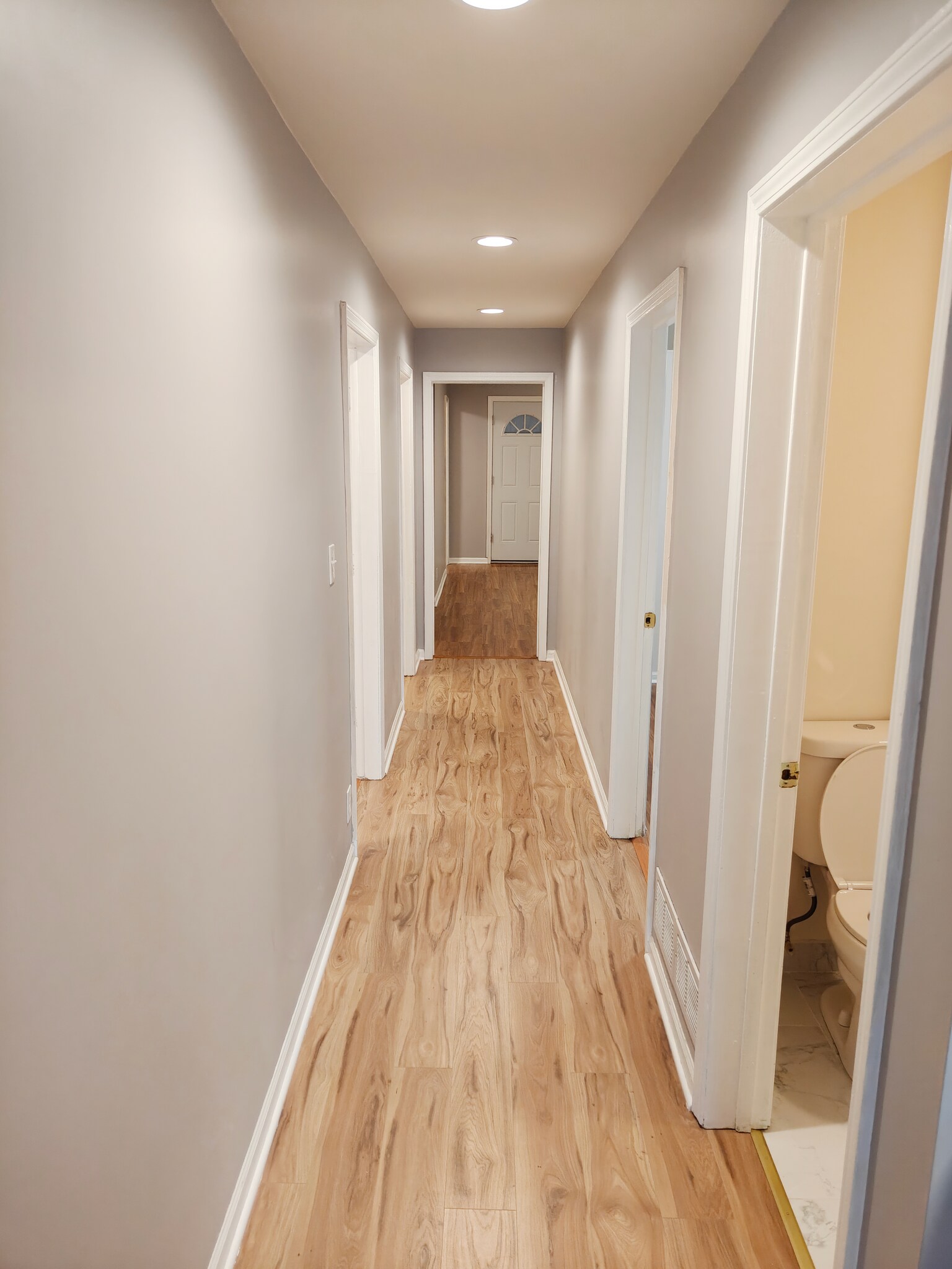 Building Photo - 3307 S Wallace St