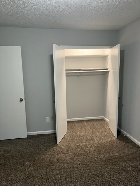 Building Photo - 109 Rainbow Ct