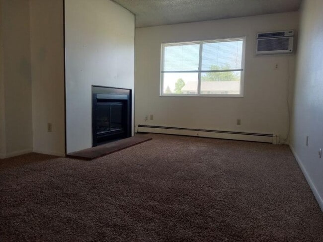 Building Photo - 2 bedroom in Billings MT 59105
