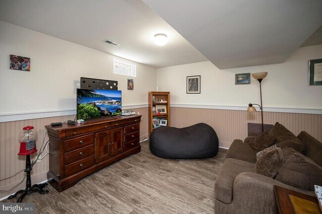 Building Photo - 30 Aurelie Dr