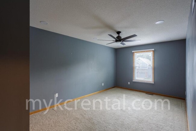 Building Photo - 2024 S Downing St