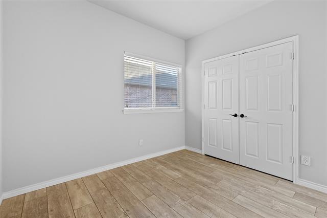 Building Photo - 504 Teal Ln