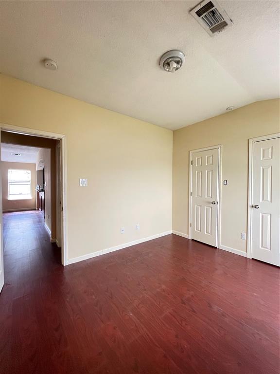 Building Photo - 815 Kiley Dr