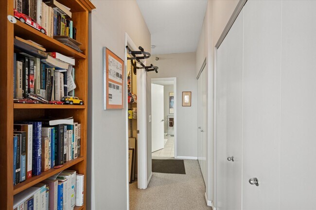 Building Photo - 435 W Erie St