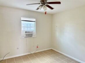 Building Photo - 3910 Hoffman St