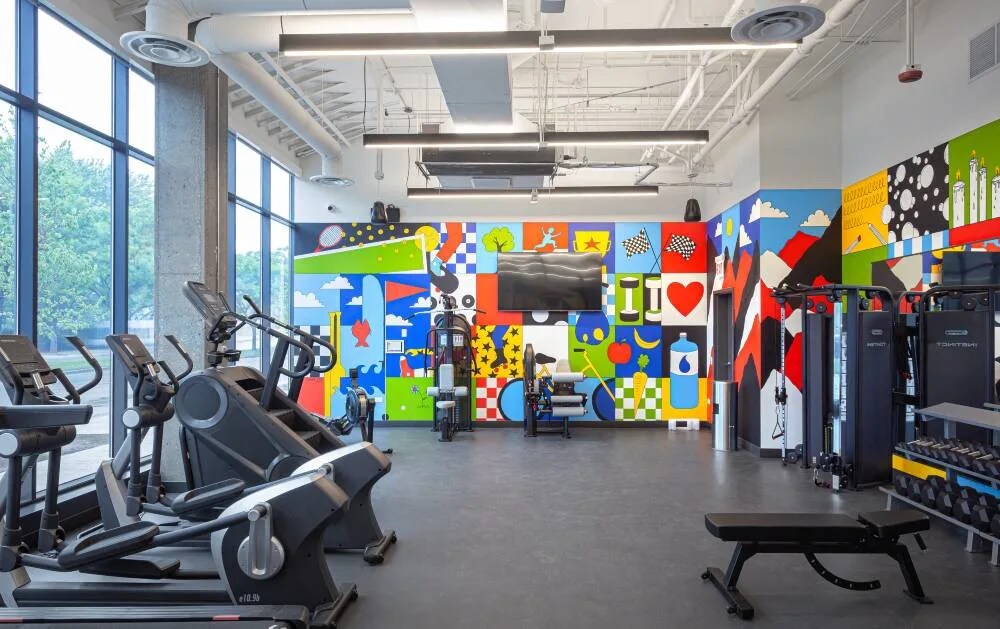 Building Photo - 630 N May St