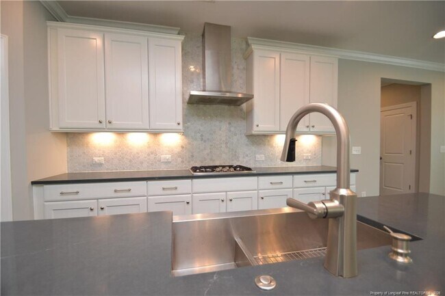 Building Photo - 977 Bristol Bridge Dr