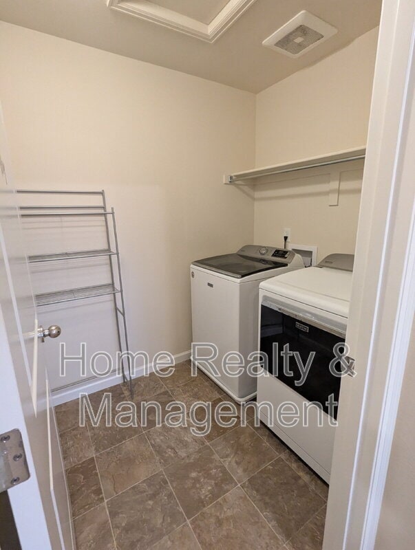 Building Photo - 6225 Warrior Ct