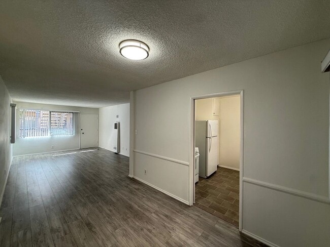 Interior Photo - 10026 Palms Blvd.,