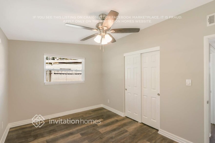 Building Photo - 10935 109th Way N